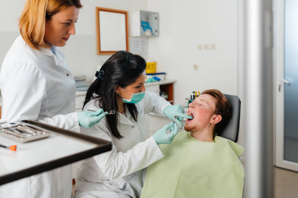 Best Cracked Tooth Emergency Dentist  in North Redington Beach, FL